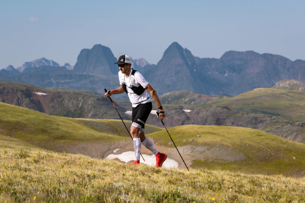 Francois D'Haene running in the San Juans at Hardrock 2022