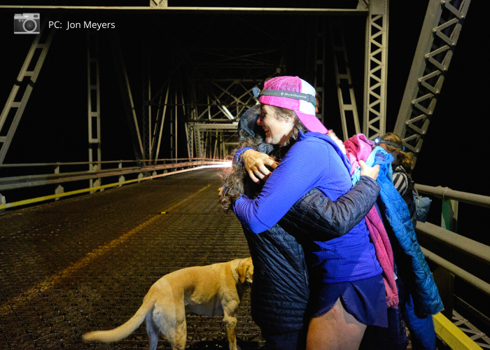 Emily Halnon finishing at the Bridge of the Gods
