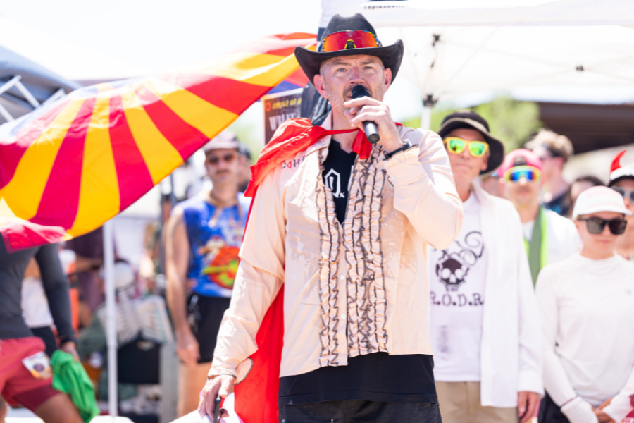 The race director sets the stage