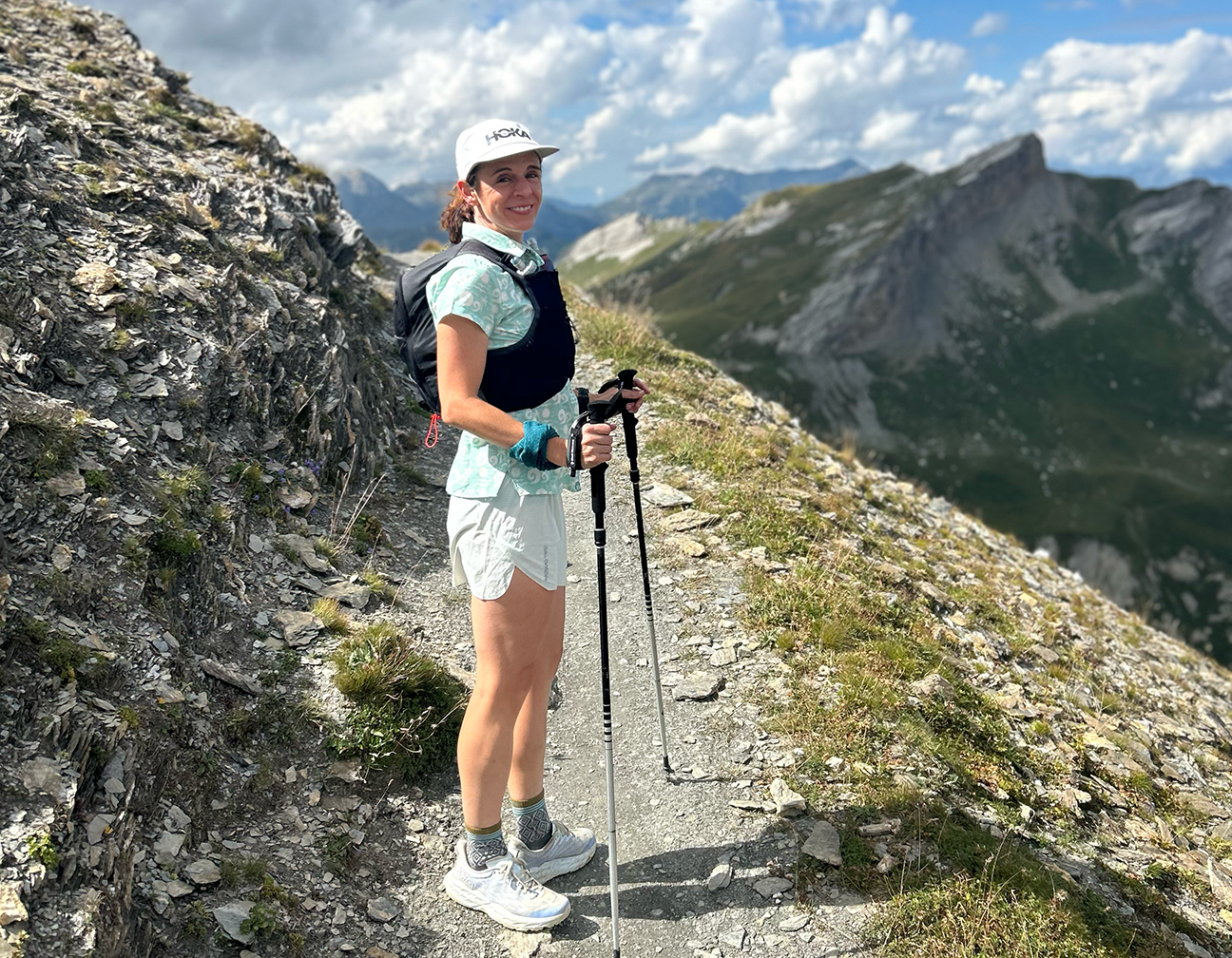 Hit Me Where It Hurts: How Ultrarunners Navigate Physical and Mental Pain 9 How ultrarunners manage physical and mental pain